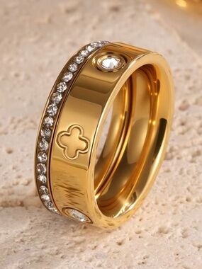 2PCS Women's Gold Clover Ring Set Size 8